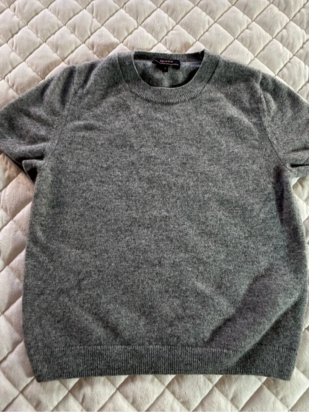 Quince 100% Mongolian Cashmere Short Sleeve Crewneck Sweater Gray Small
